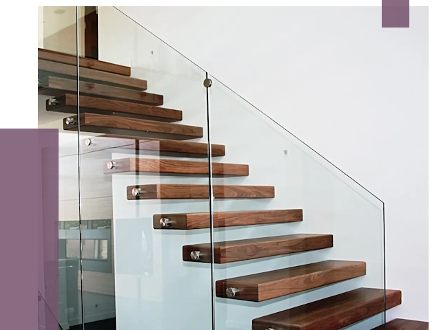 Стеклянные перила для лестницы в Чайковском от 14675 руб.