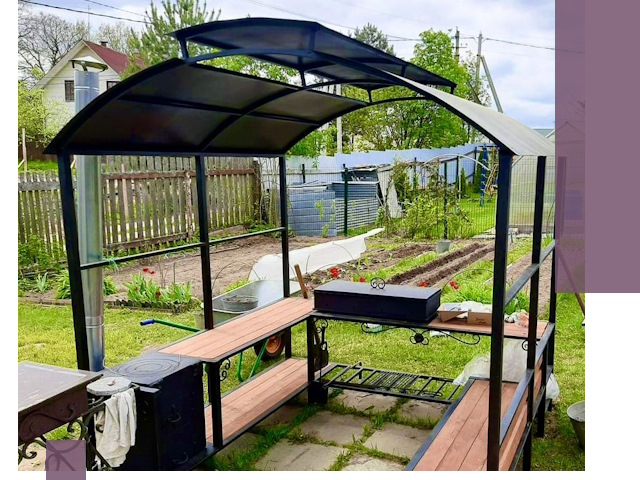 Навесы для барбекю в Чайковском: изготовление, монтаж и демонтаж