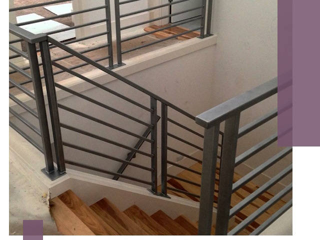 Изготовление поручней из металла и дерева в Чайковском